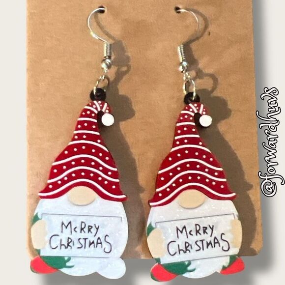 Christmas Gnome Dangle Earrings – Festive Holiday Jewelry - Picture 4 of 9